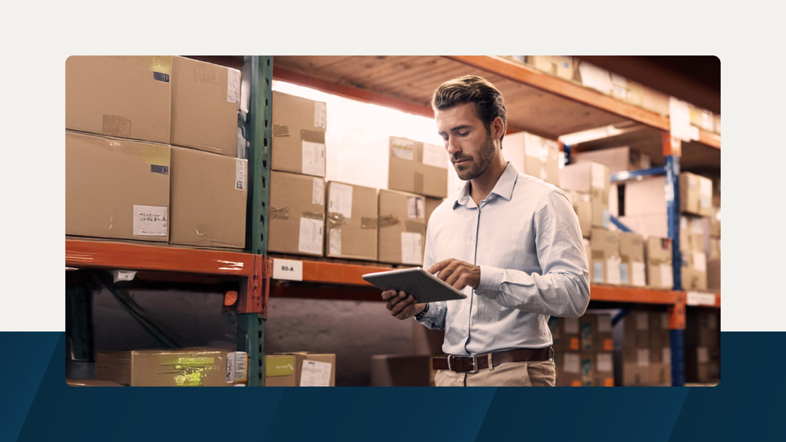 Anaplan solution brief on best-in-class applications for supply chain planning. The text highlights pre-built, end-to-end supply chain planning applications, with an image of a man using a tablet in a warehouse.